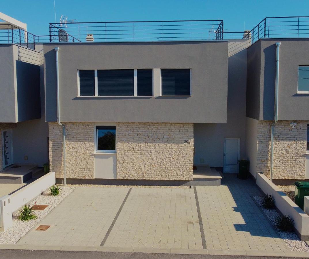 Ferienhaus Luka Zadar Buitenkant foto